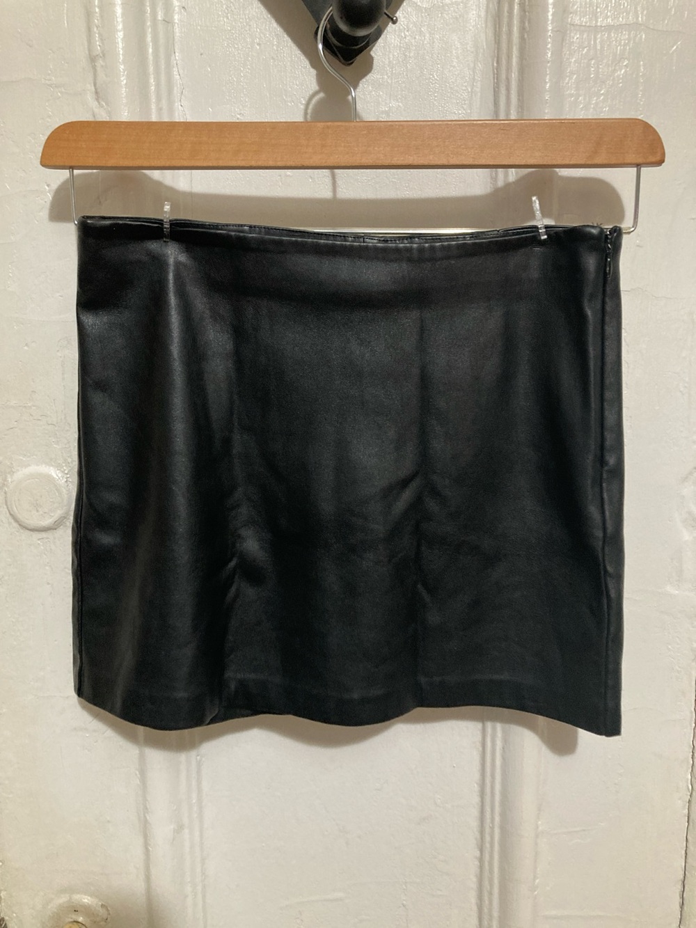 JOE Women’s Black Faux leather Mini Skirt Size 0
